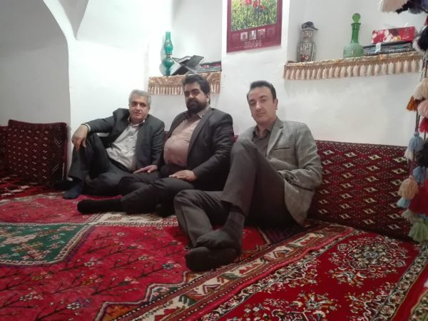 دهاقان عباس رحمتی و همسر داری